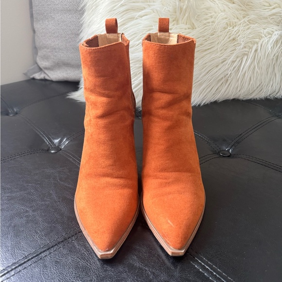 Pointed Toe Booties - Picture 3 of 3